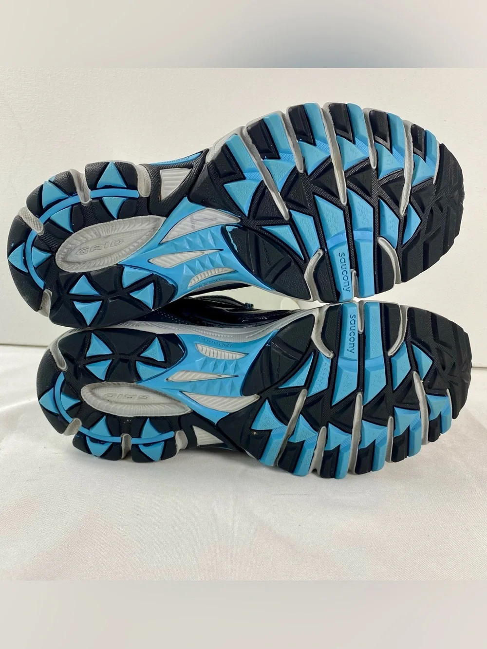 Saucony Cohesion 9 Womens 8 Black Gray Blue Running Shoes S15279-2 Sneakers